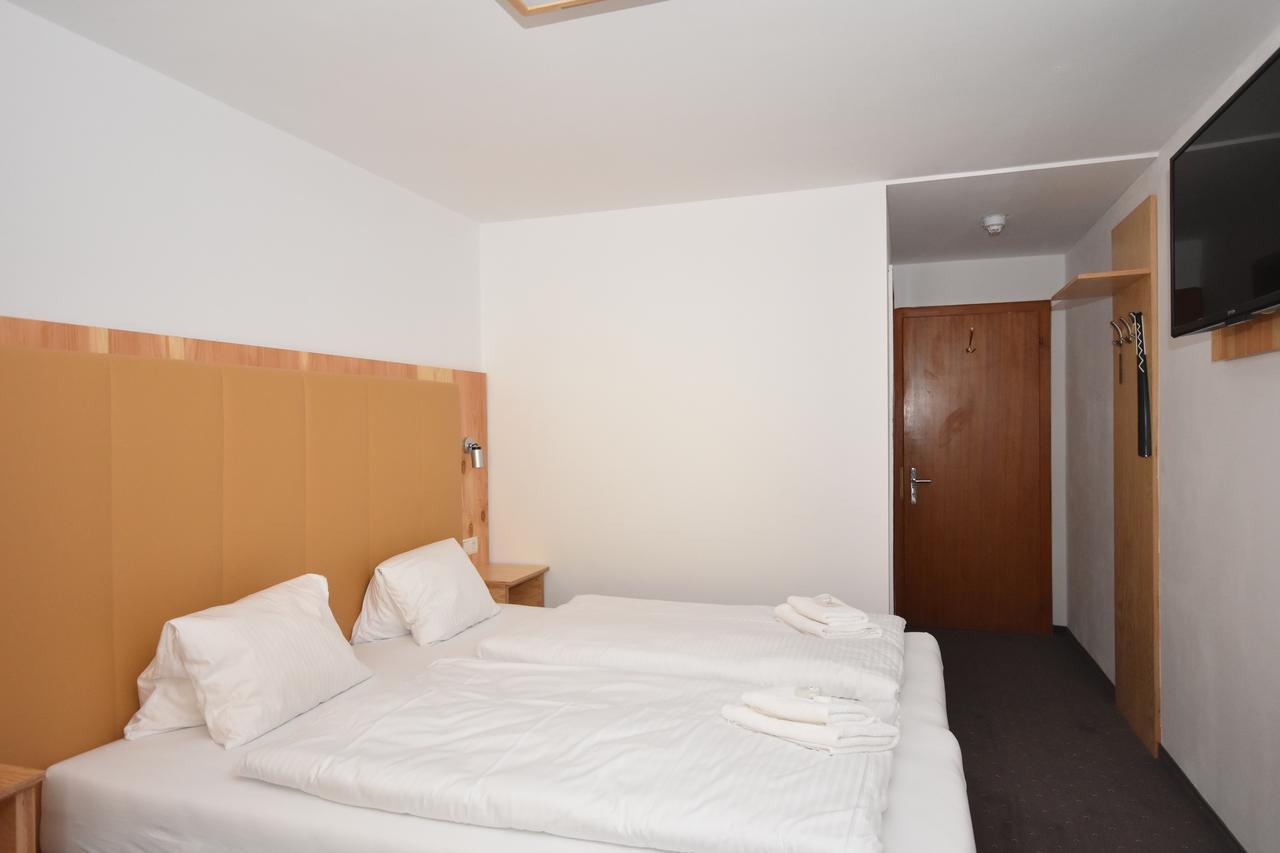 גרגלן Hotel Silvretta מראה חיצוני תמונה